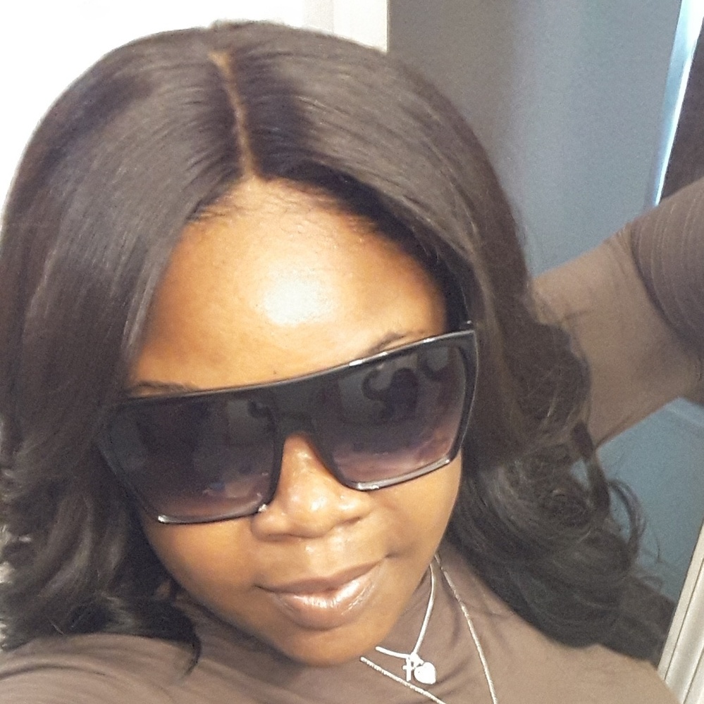 24" Lace closure wig unit